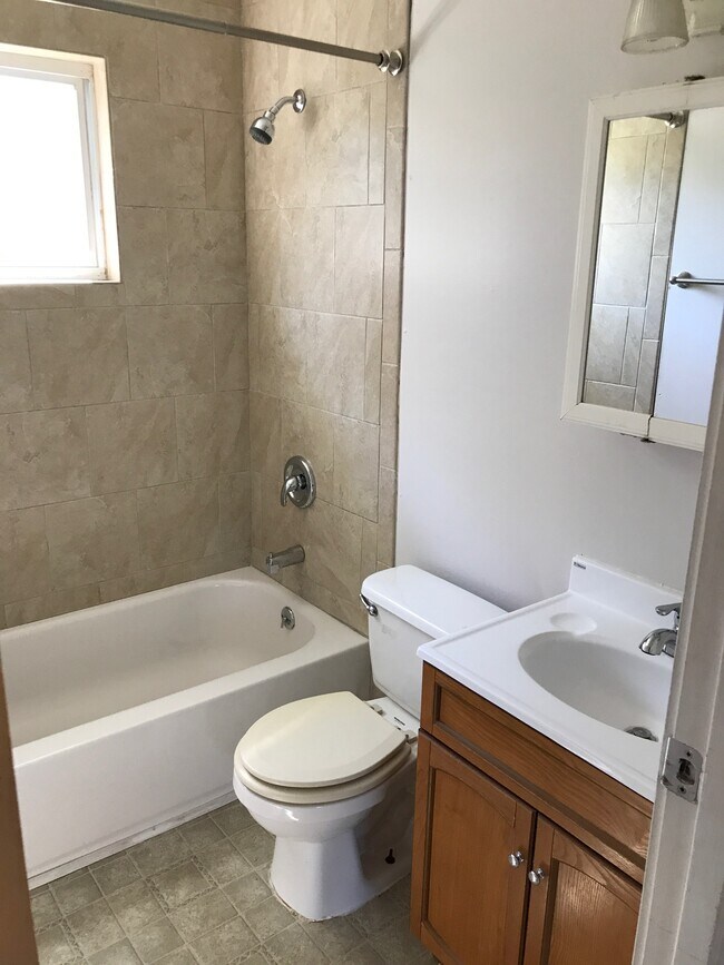 Building Photo - 4554 Baylor Ct