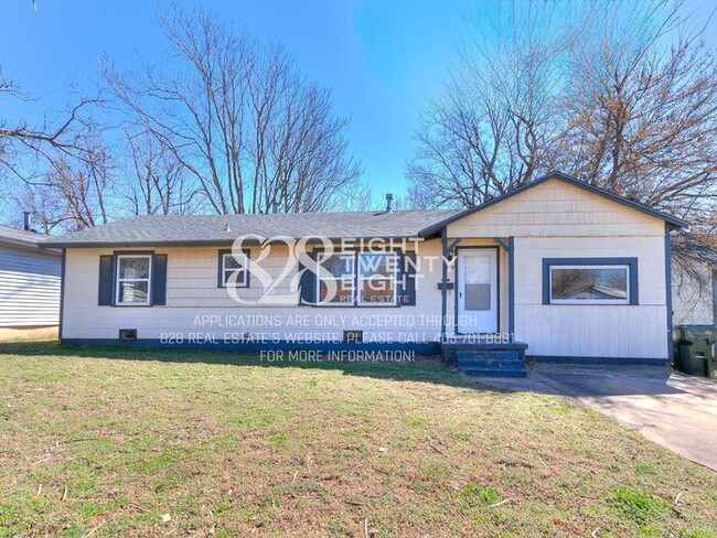 Building Photo - 3 Bed/1 Bath Single Family Home Available Now! Within 5 miles of TAFB!