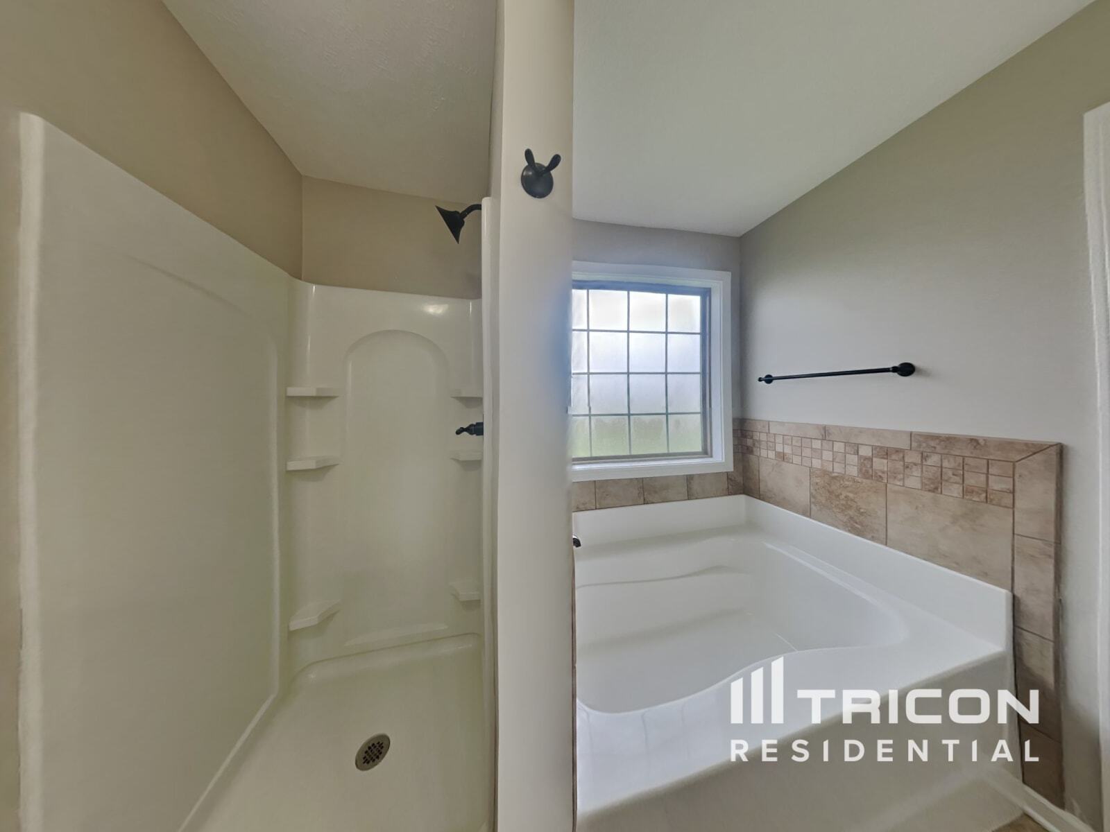 Building Photo - 1123 Freedom Dr