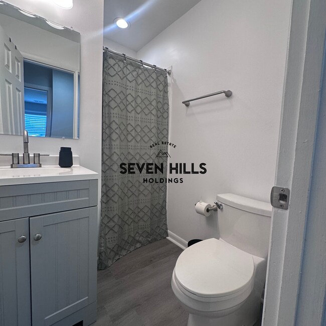 Building Photo - 1007 Kinney St