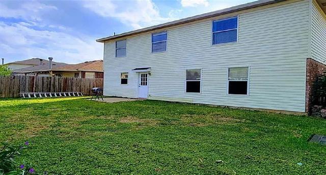 Building Photo - 8733 Polo Dr