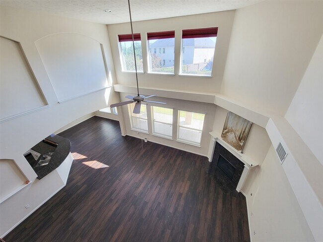 Building Photo - 26307 Langdon Ct