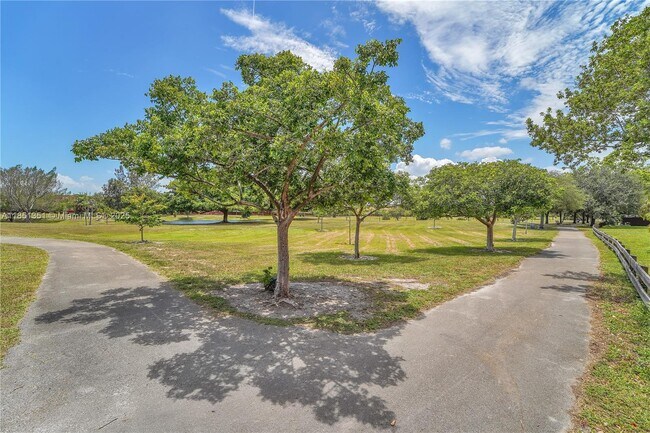 Building Photo - 7210 NW 174th Terrace