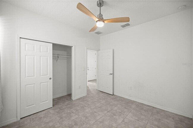 Building Photo - 6304 SW 74th Ter Rd