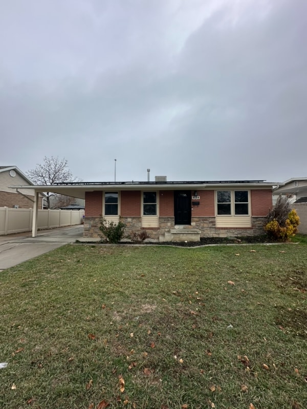 Building Photo - 8169 Ivy Dr