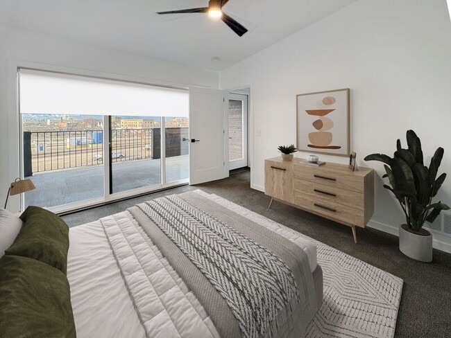 Building Photo - 119 B N 2nd St W