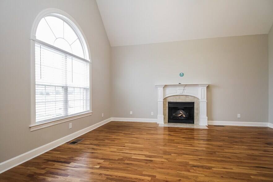 Building Photo - 241 Conquest Rd