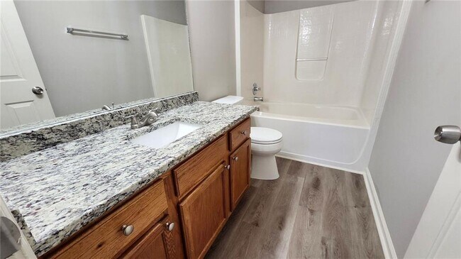 Building Photo - 281 Silver Ridge Dr