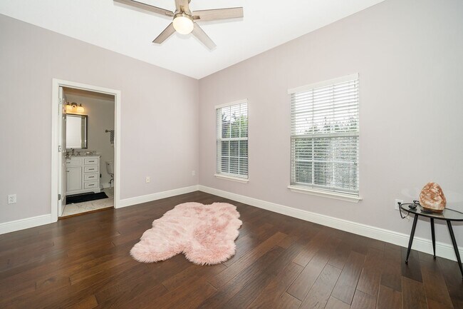 Building Photo - Baldwin Park Townhouse