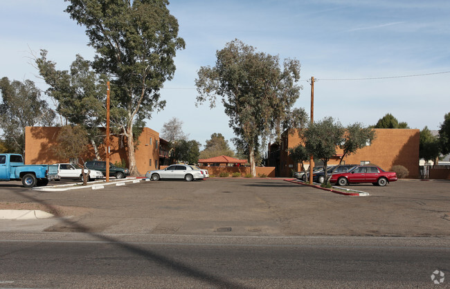 Primary Photo - Prince Plaza Apartments
