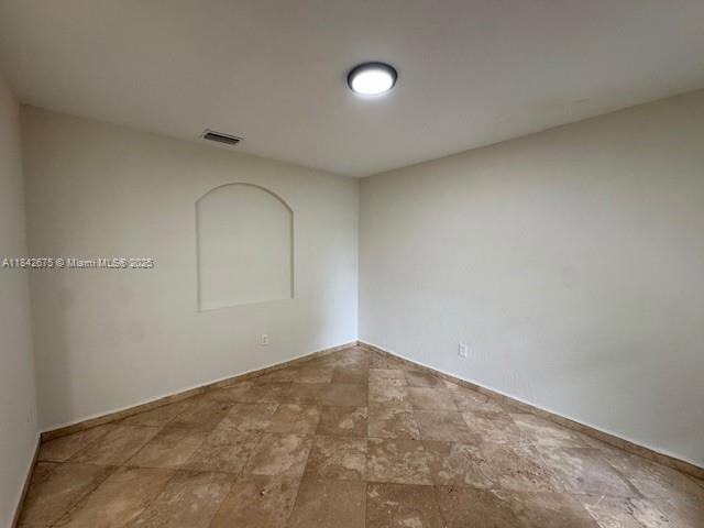 Building Photo - 21733 Ingraham Ave Rd