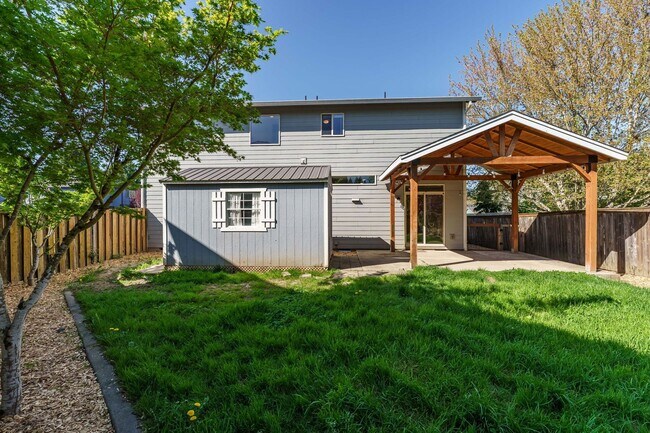 Building Photo - Cul-de-Sac Living at Its Best – Updated 3BR with Garage & A/C!