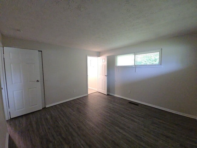 Building Photo - 5612 Harshmanville Rd