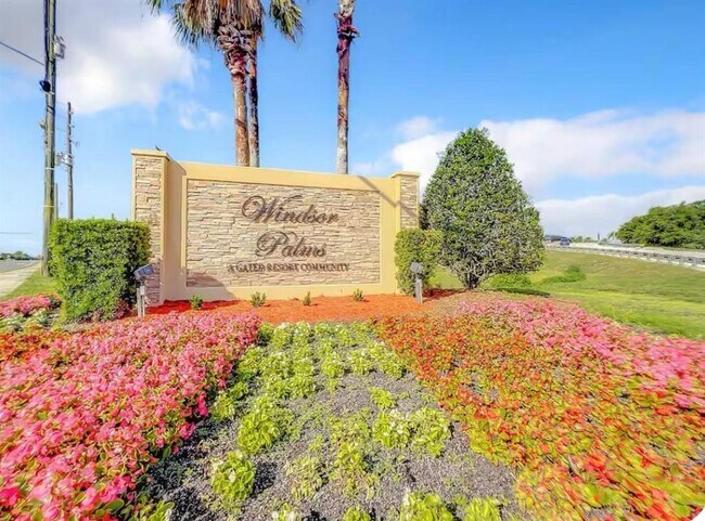 Primary Photo - 2379 Silver Palm Dr