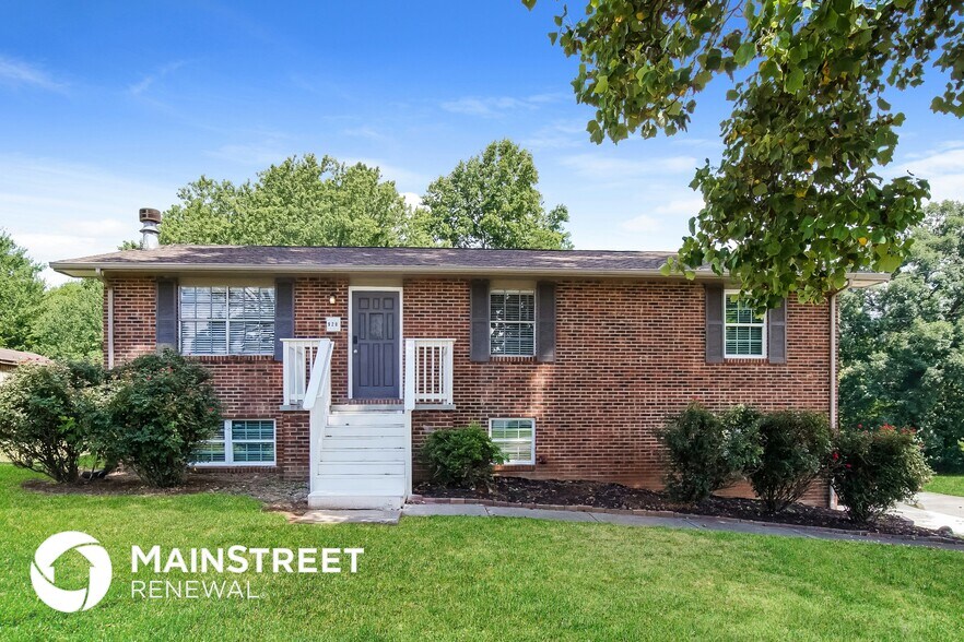 Building Photo - 920 Dayton Dr
