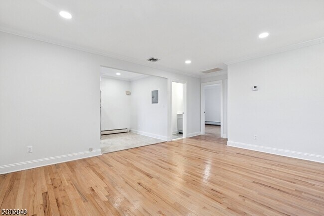 Building Photo - 3 Witherspoon St