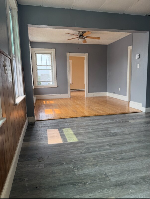 Building Photo - 157 Vernon St