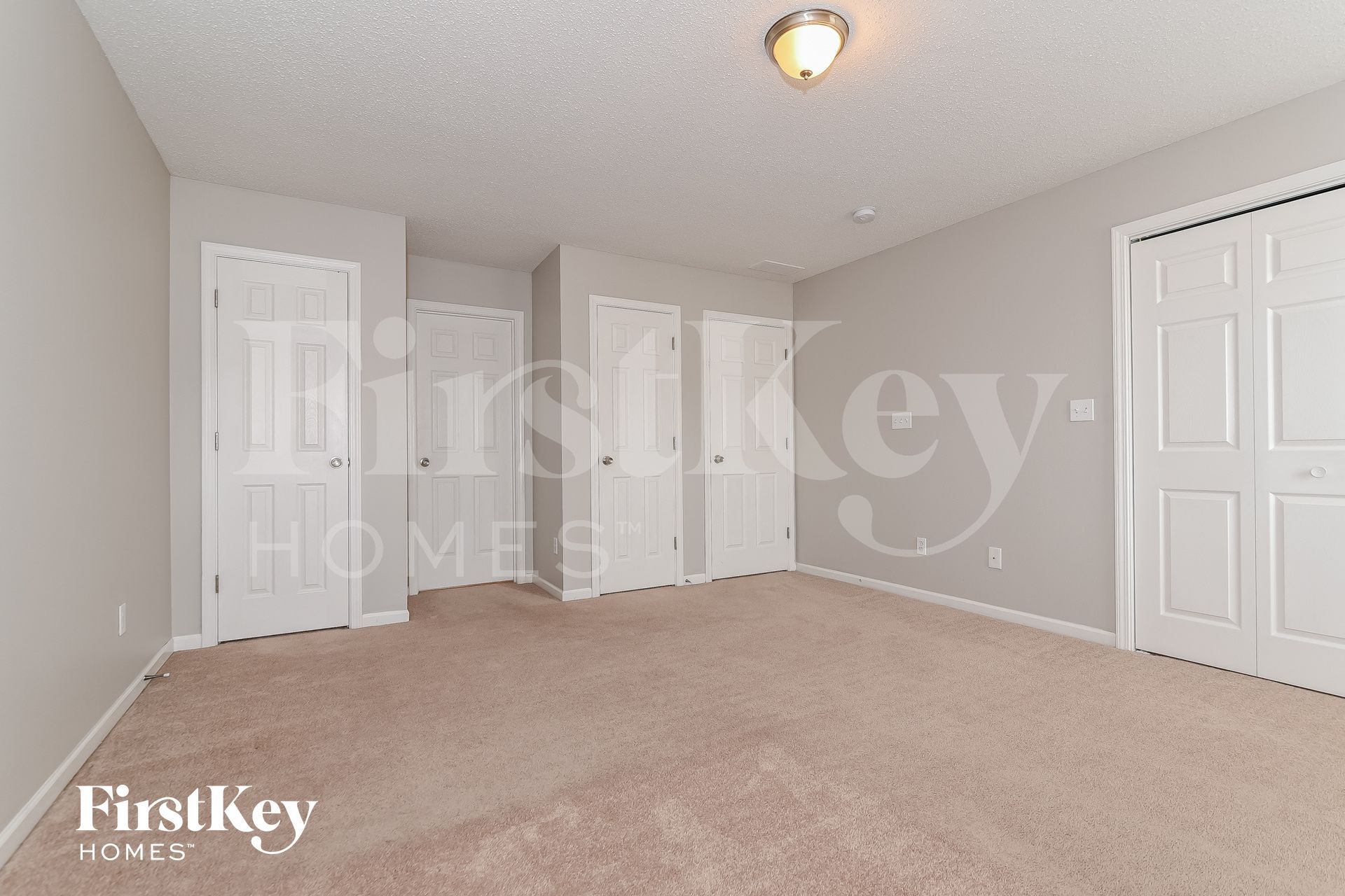 Building Photo - 7138 Parklake Pl