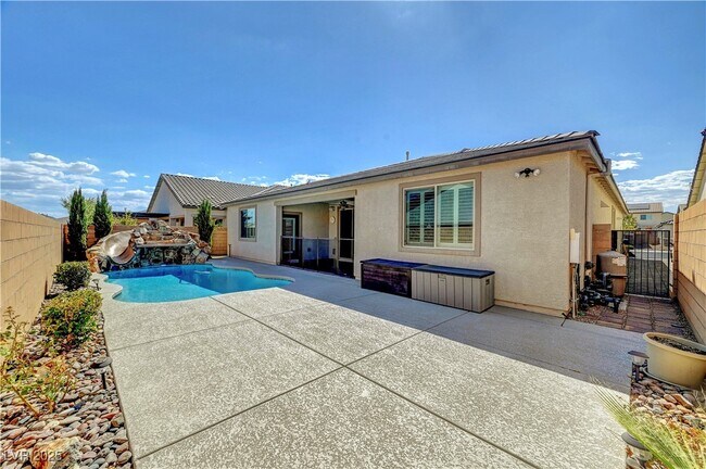 Building Photo - 5424 Kamilla Raen St