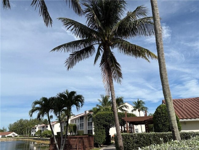 Building Photo - 4492 NE Ocean Blvd