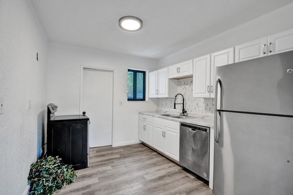 Building Photo - 1810 NW 9th St