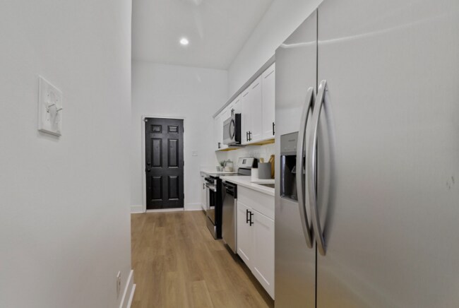 Building Photo - 1706 McCulloh St