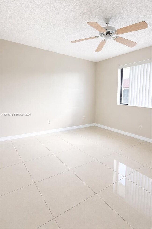 Building Photo - 160 NW 60th Ave