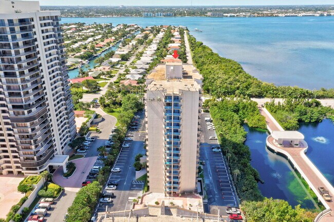 Building Photo - 4200 N Ocean Dr