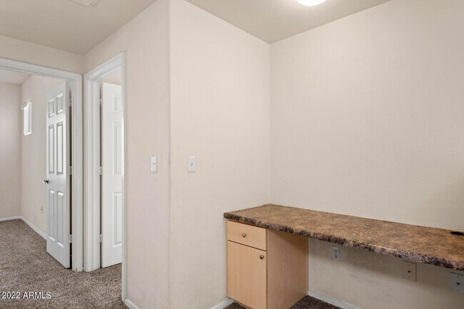 Building Photo - 18416 N Cave Creek Rd