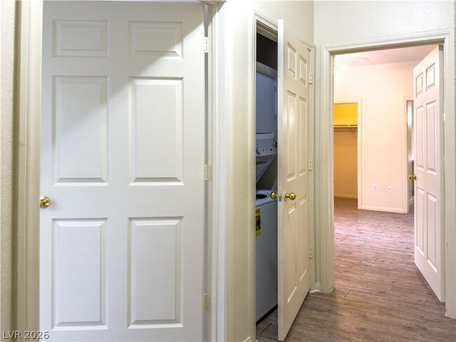 Building Photo - 5250 S Rainbow Blvd