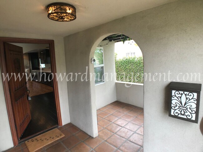 Building Photo - Beautifully remodeled Spanish style home with Granny Flat, Washer & Dryer, Large Backyard!
