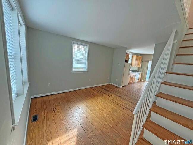 Building Photo - 214 Warsaw St