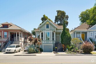 Building Photo - 1218 Adeline St