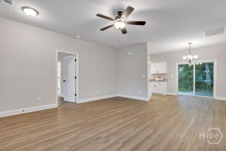 Building Photo - 8 Donny Cir