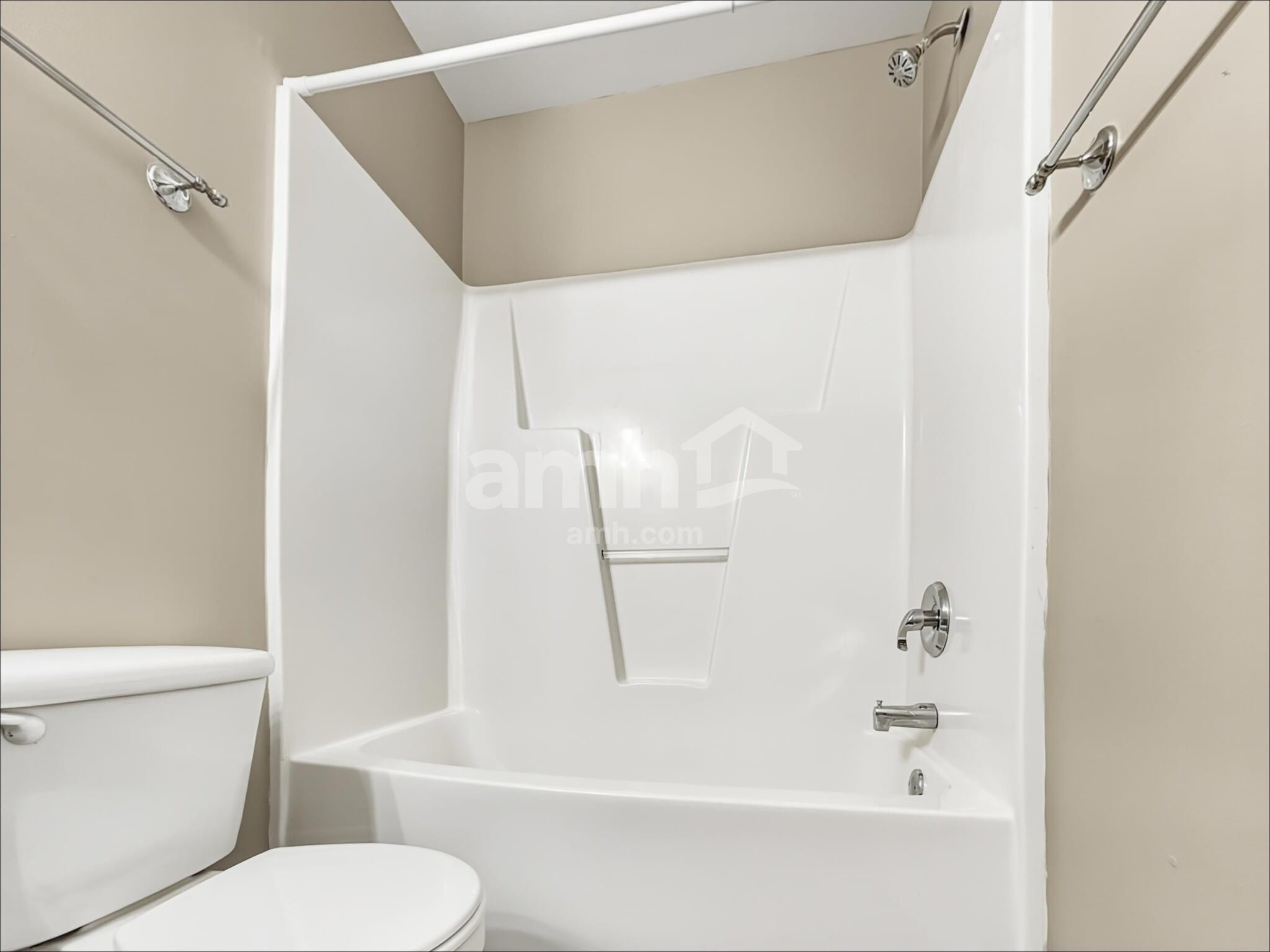 Building Photo - 205 N Fuquay Springs Ave