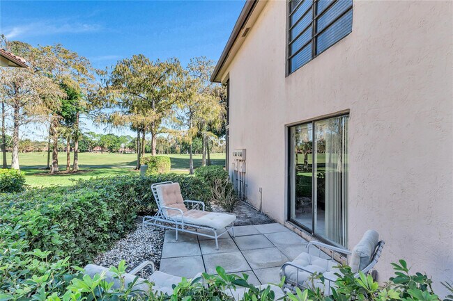 Building Photo - 21656 Juego Cir