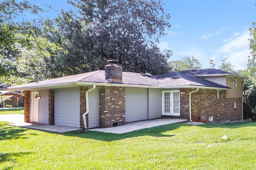 Building Photo - 1412 Idlewood Rd
