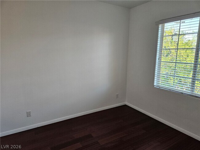 Building Photo - 7349 Trialside Park Ct