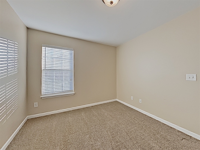 Building Photo - 2074 Longhunter Chase Drive