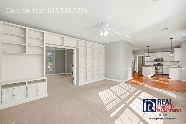 Building Photo - 205 Seneca Ct