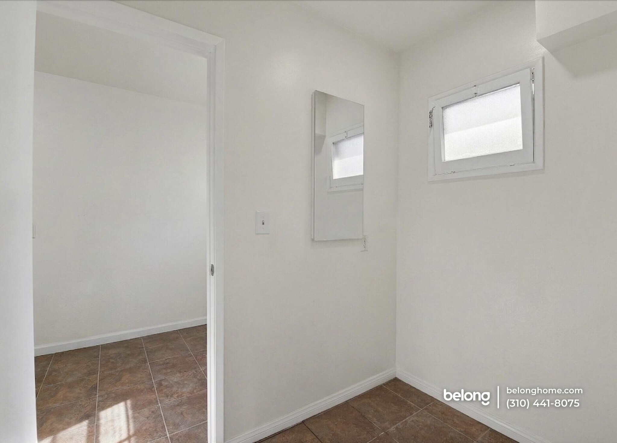 Building Photo - 18601 Keswick St