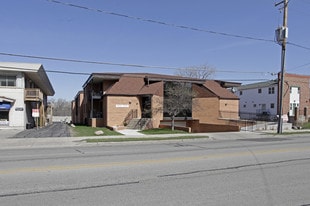 Building Photo - Harwood Apartments
