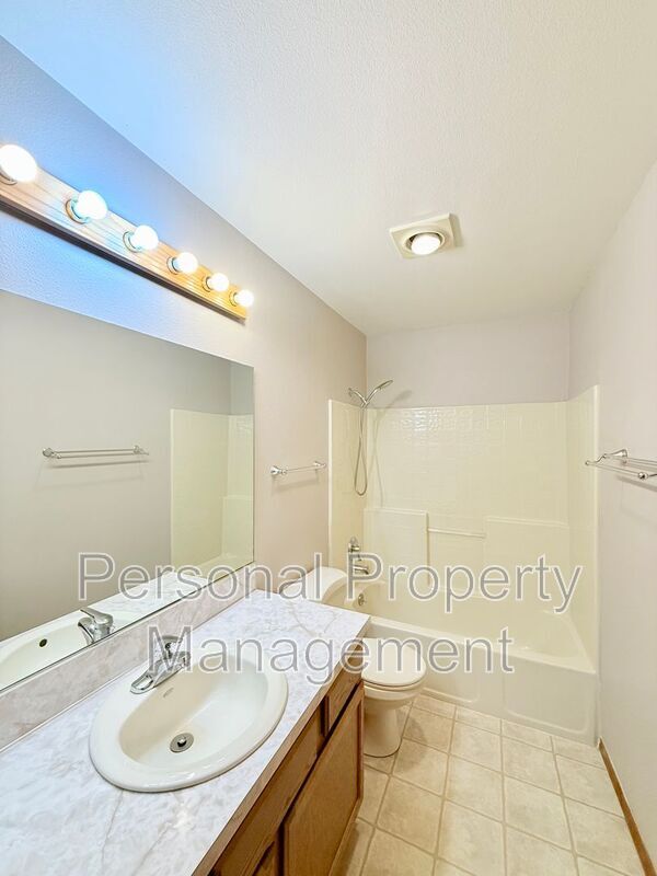 Building Photo - 15315 NE 181st St