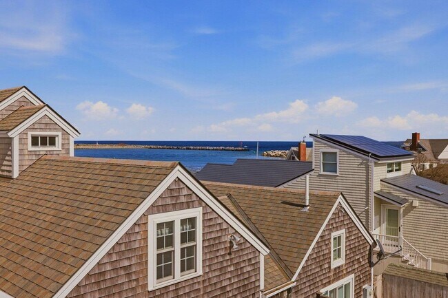 Building Photo - 130 Harbor Rd