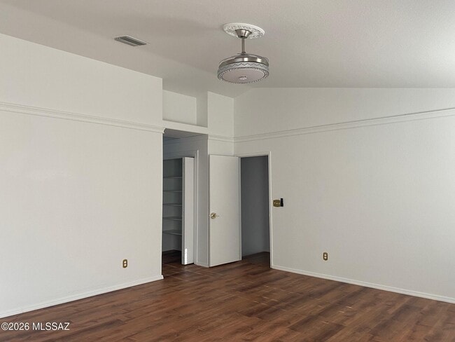 Building Photo - 5028 W Hurston Dr