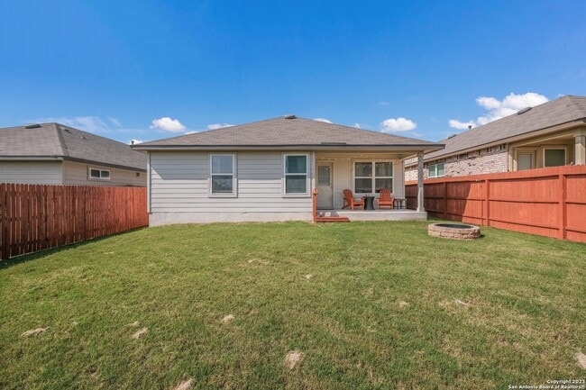 Building Photo - 13129 Needle Grass