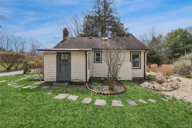 Building Photo - 424 Main St