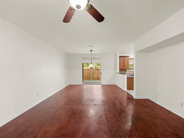 Building Photo - 5932 Clearwater Dr
