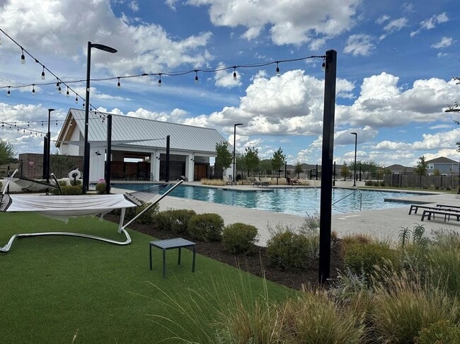 Building Photo - 251 Tempest Trl