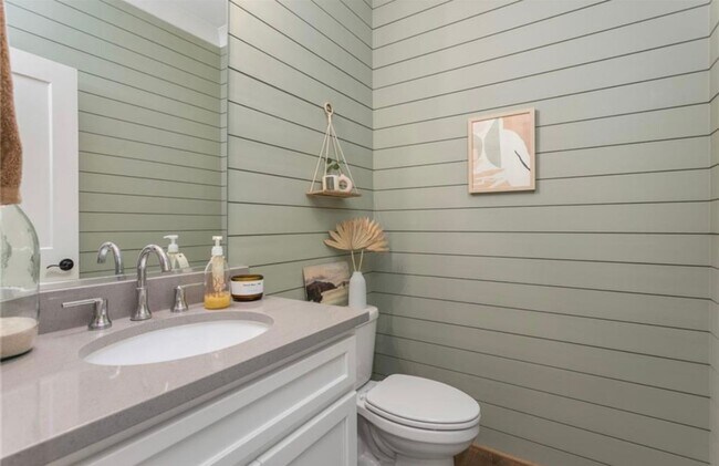 Building Photo - Modern 3-Bedroom, 3-Bath Home in Winston-Salem